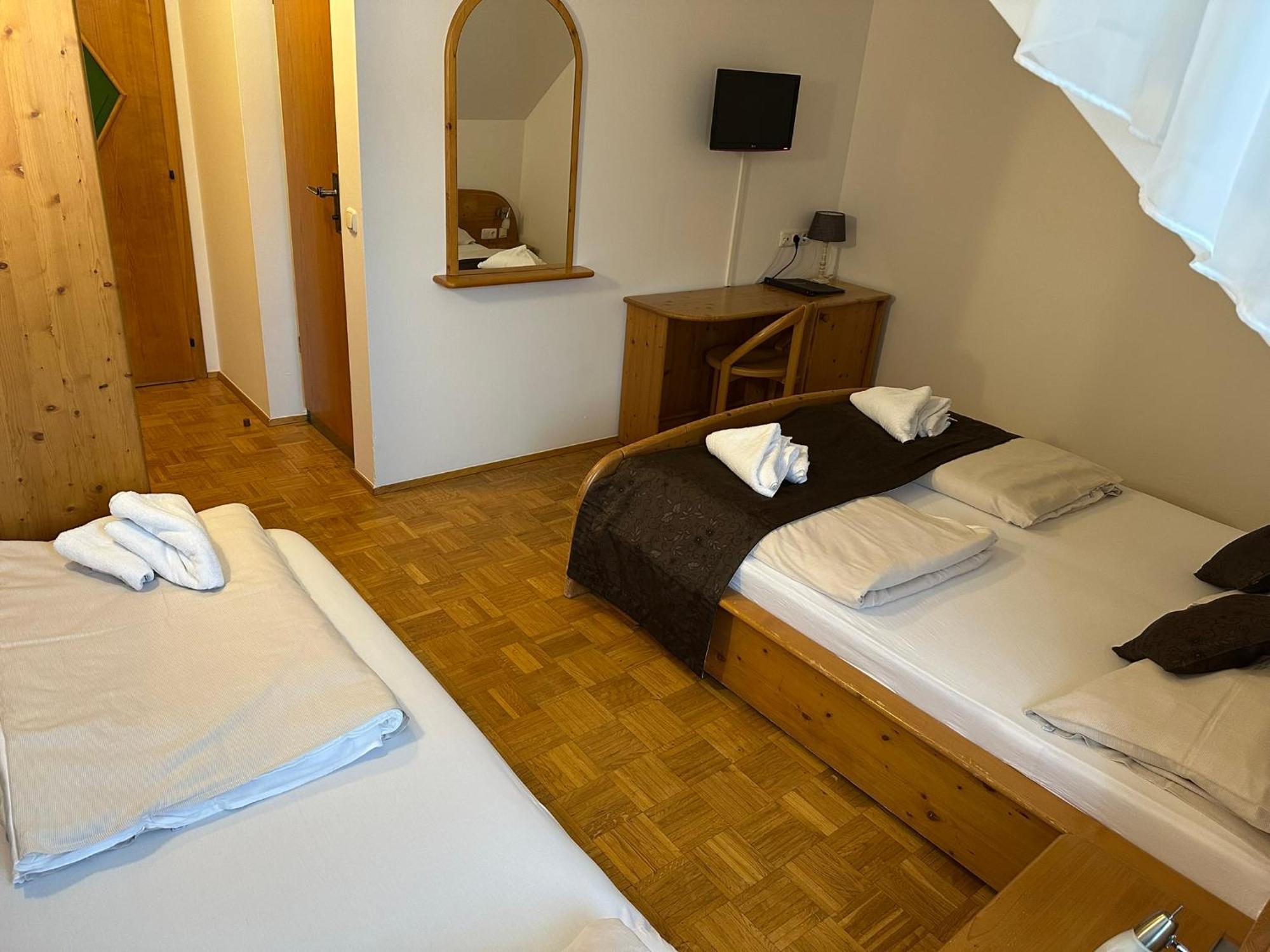 רנווג Hotel-Landgasthof Katschtalerhof מראה חיצוני תמונה
